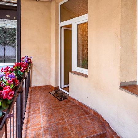 2 Rooms Central Anna Apartment إلفيف المظهر الخارجي الصورة