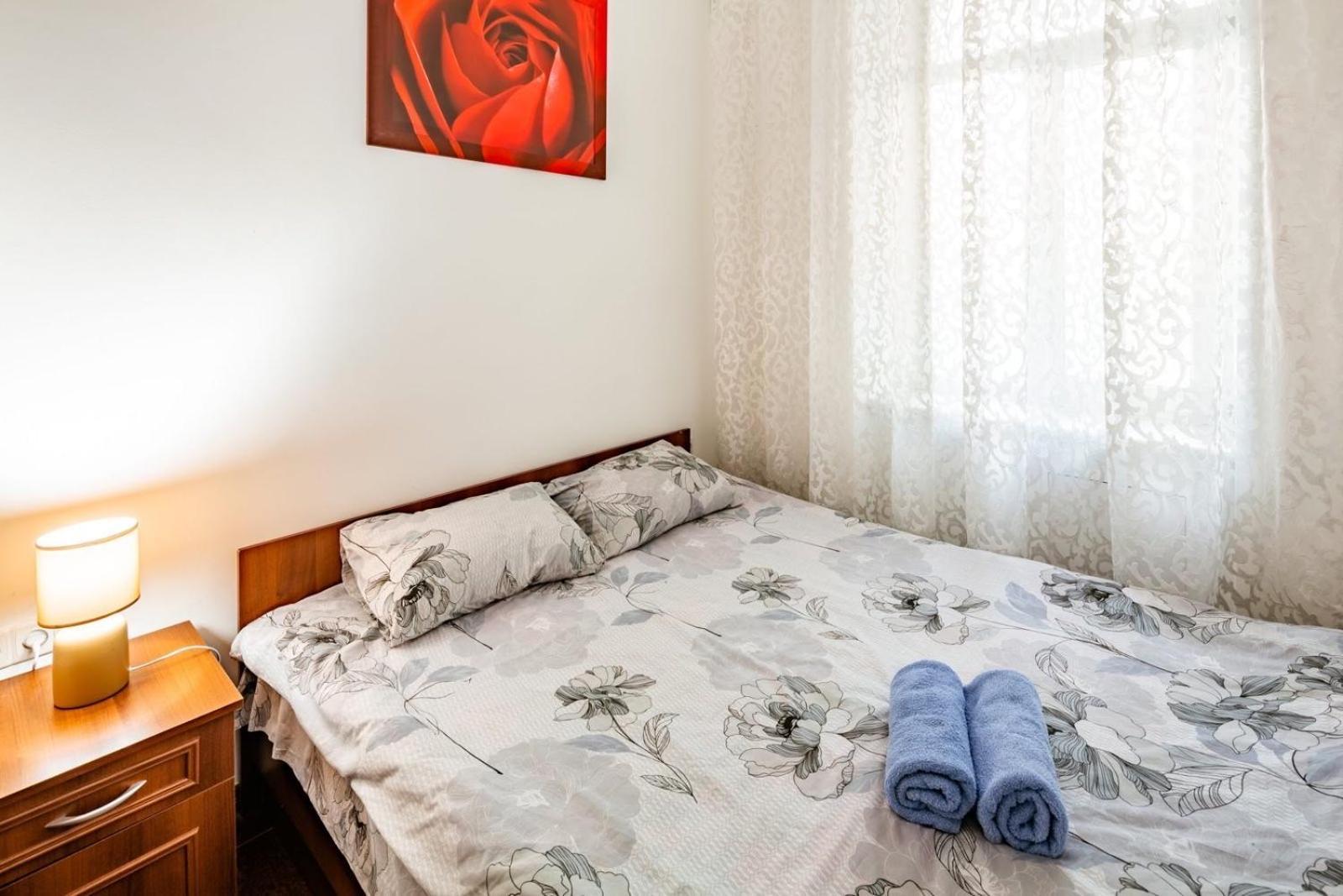 2 Rooms Central Anna Apartment إلفيف المظهر الخارجي الصورة